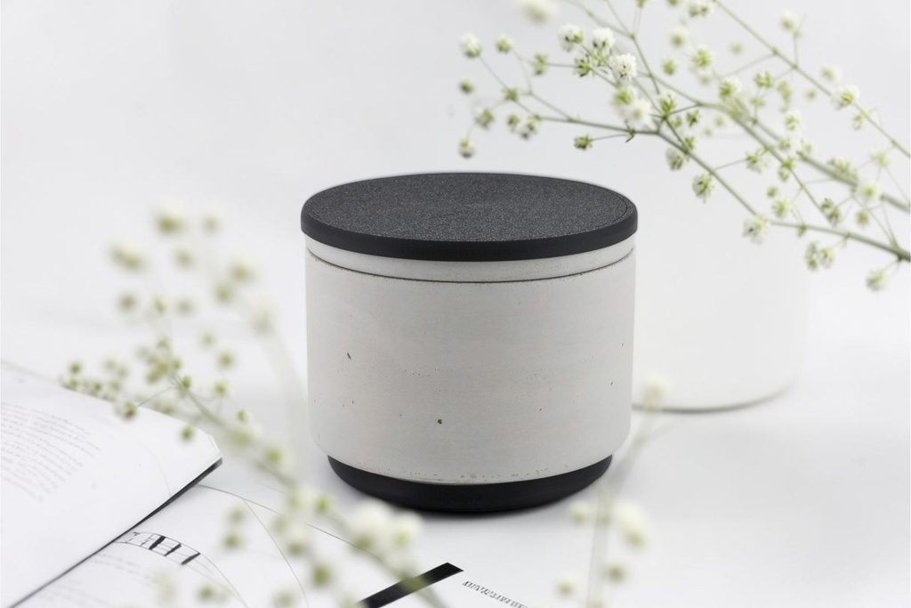 Round Classic Candle – Jasmine